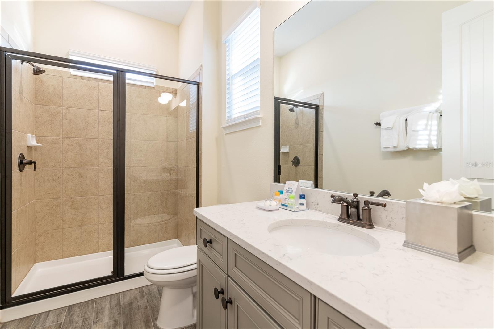 8056 LOST SHAKER LN, KISSIMMEE, FL, 34747