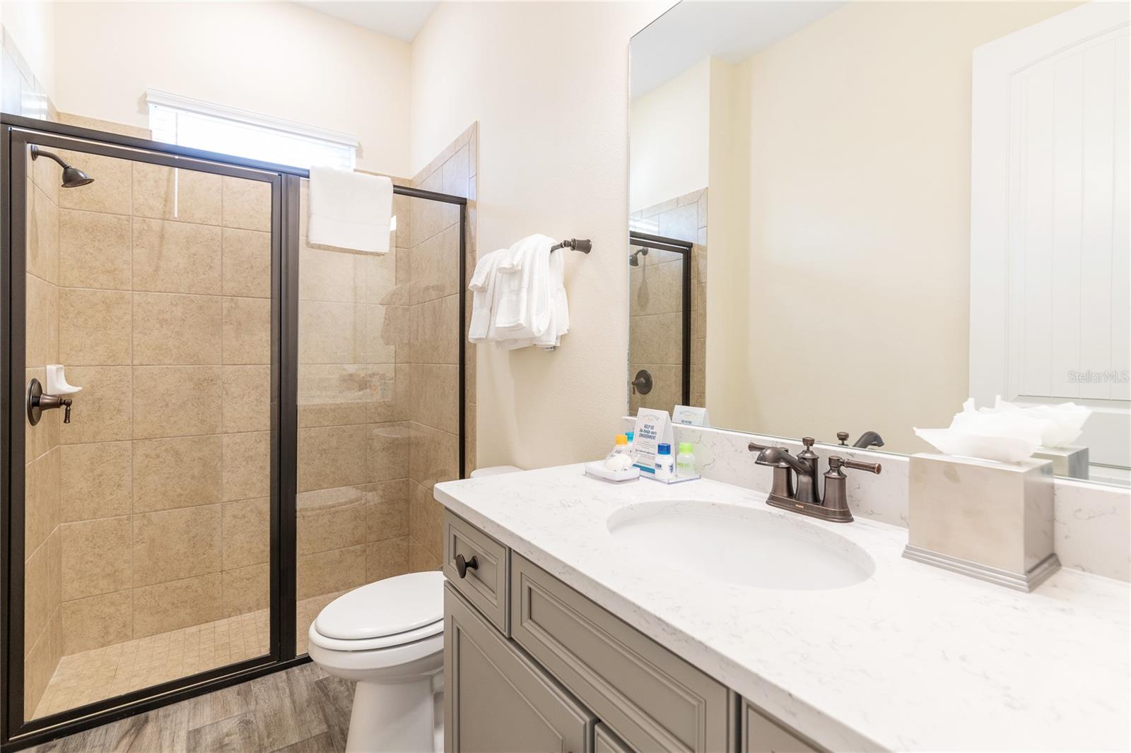 8056 LOST SHAKER LN, KISSIMMEE, FL, 34747