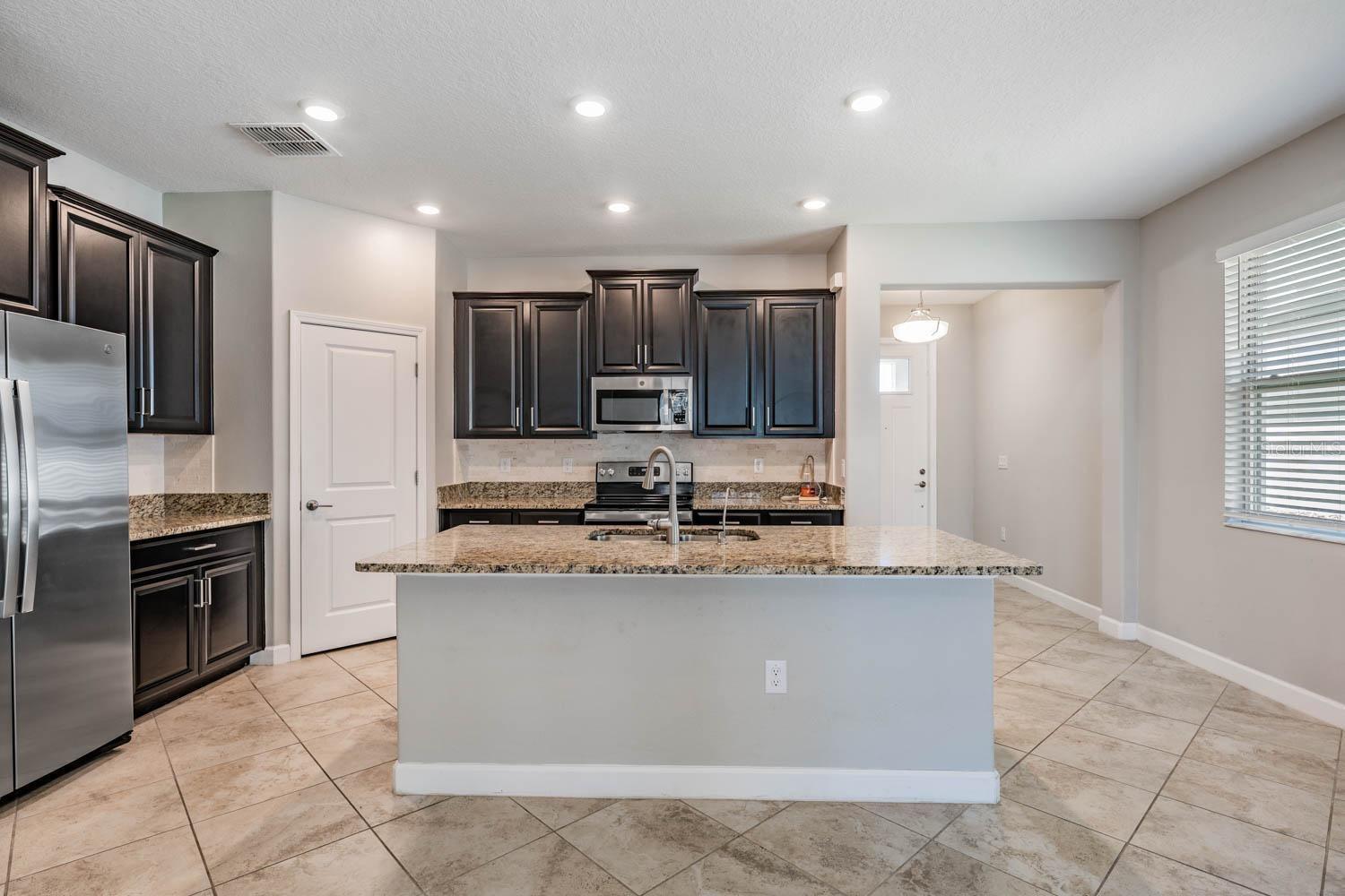 31427 CANNON RUSH DR, SAN ANTONIO, FL, 33576