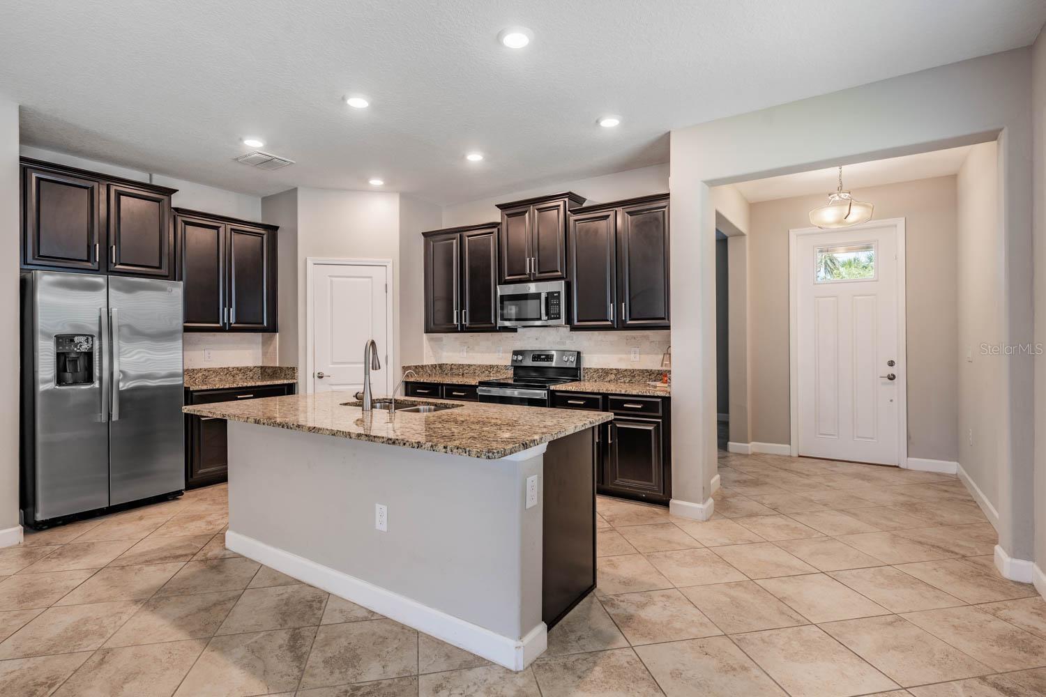 31427 CANNON RUSH DR, SAN ANTONIO, FL, 33576