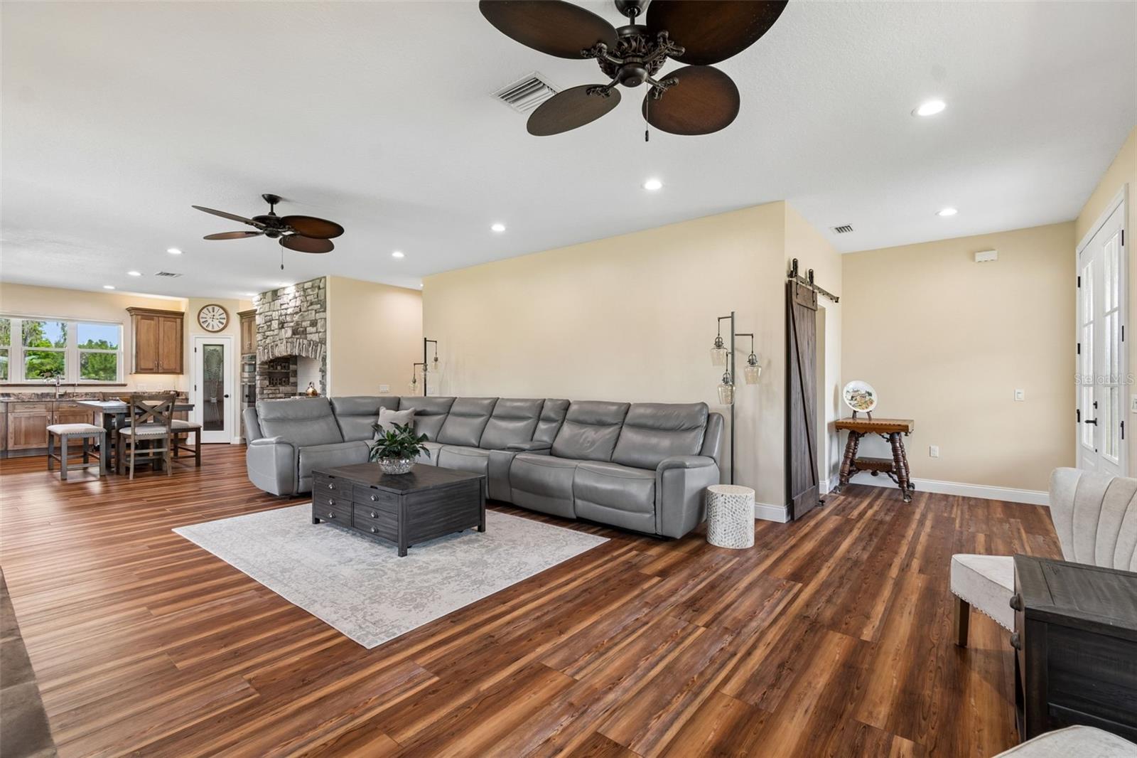 41451 NIPPER RD, ZEPHYRHILLS, FL, 33540