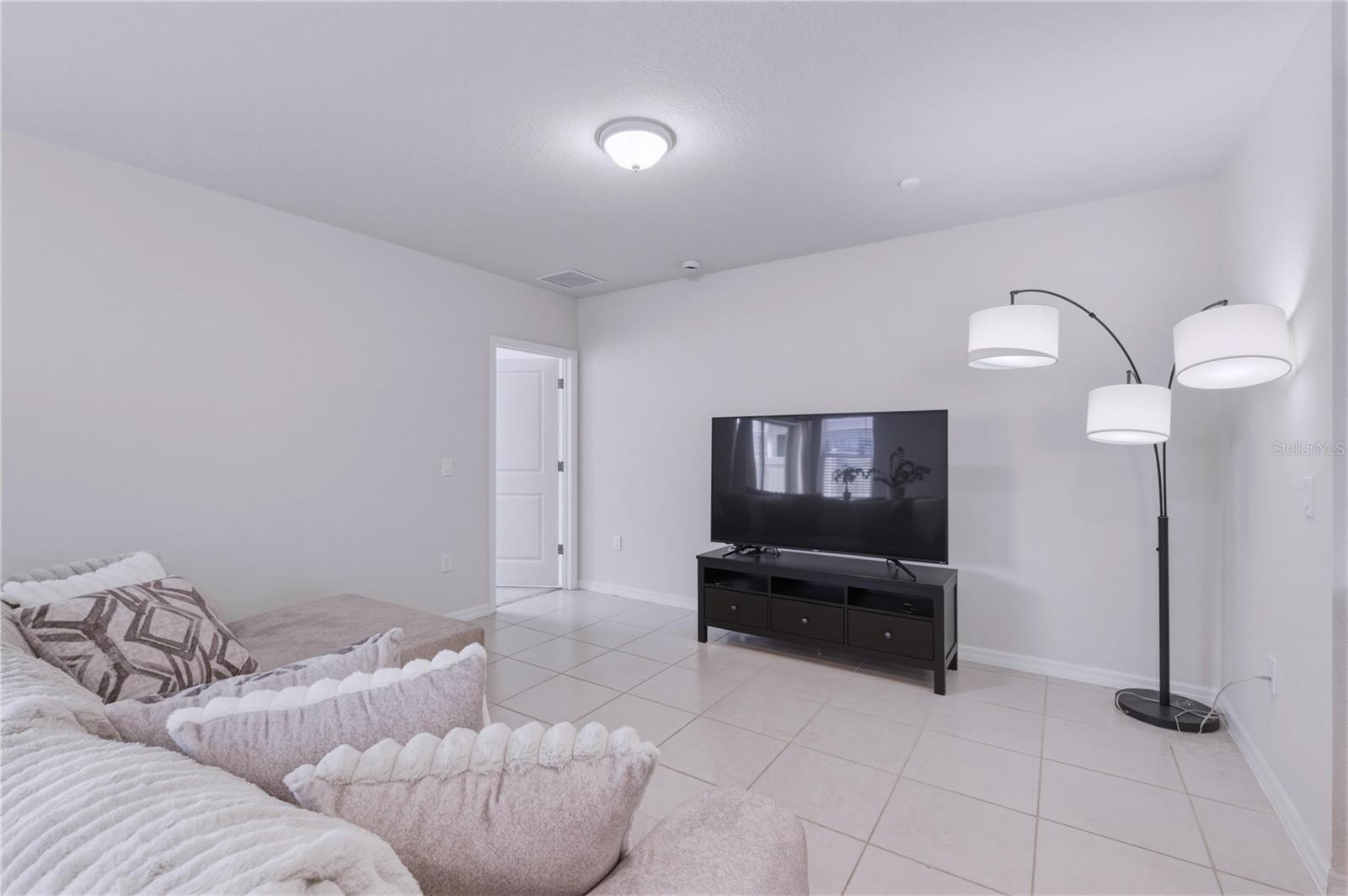 3535 WEAVER WAY, DAVENPORT, FL, 33837
