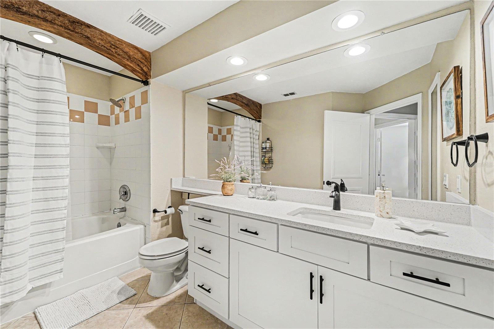 4004 LADY PALM CT, TAMPA, FL, 33624