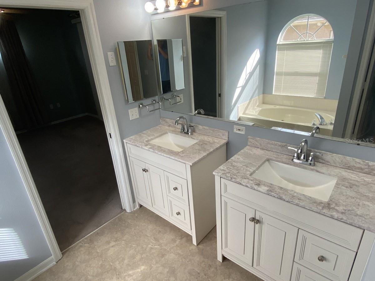 28826 RAINDANCE AVE, WESLEY CHAPEL, FL, 33543