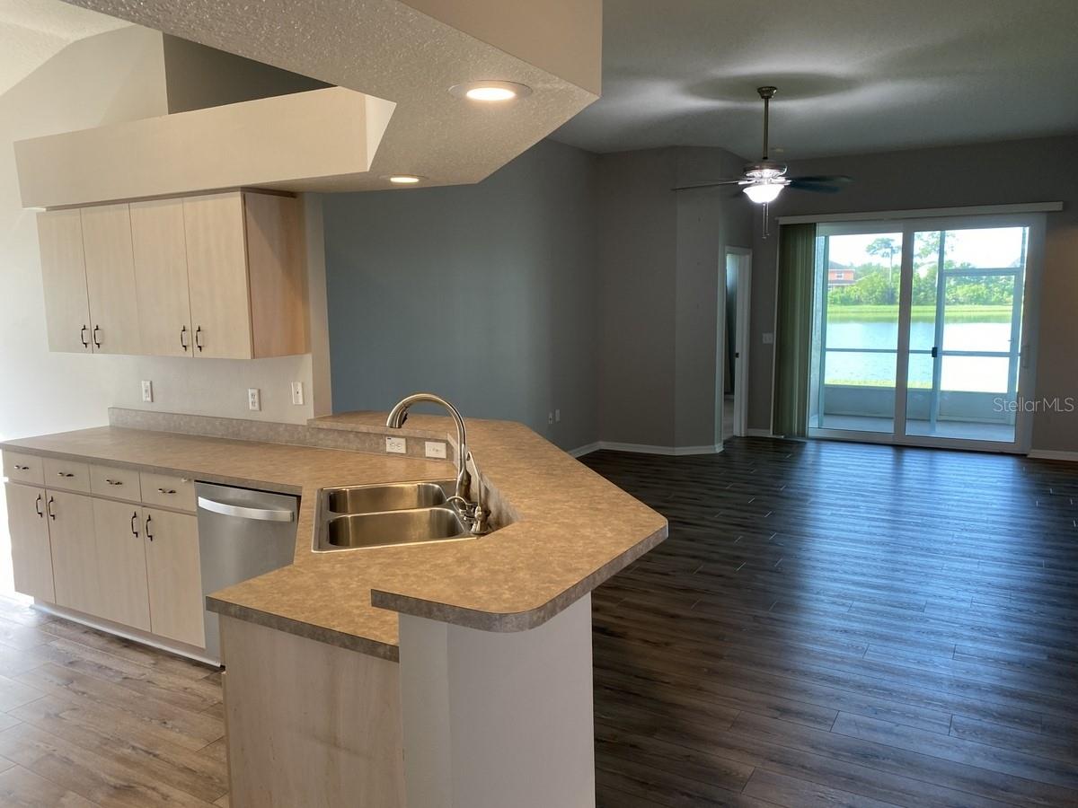 28826 RAINDANCE AVE, WESLEY CHAPEL, FL, 33543