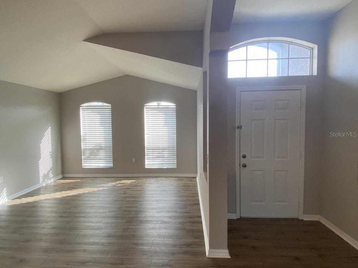 28826 RAINDANCE AVE, WESLEY CHAPEL, FL, 33543