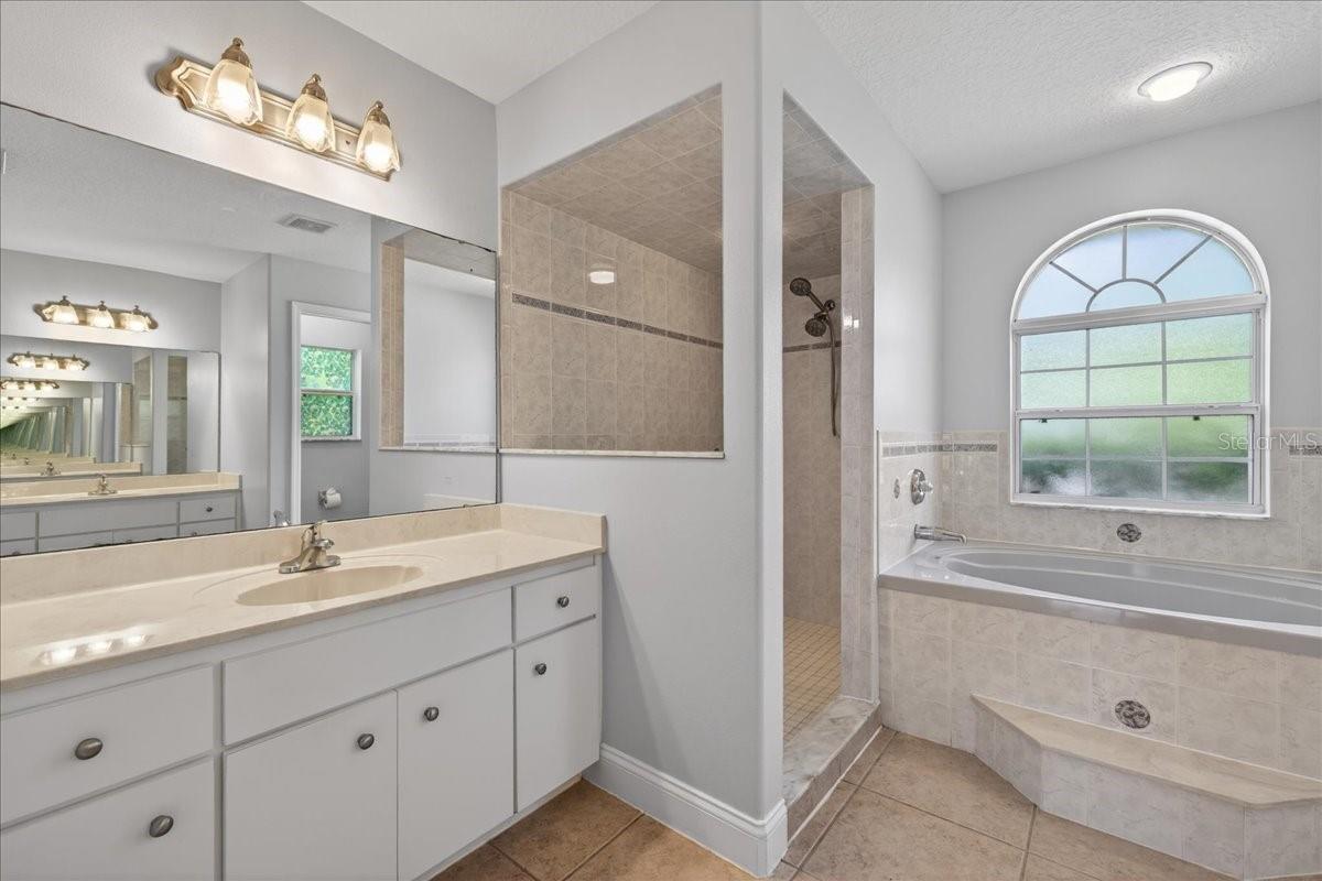 28 FRENEAU LN, PALM COAST, FL, 32137