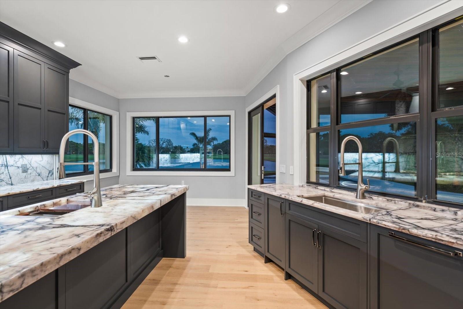 19 HIBISCUS RD, BELLEAIR, FL, 33756