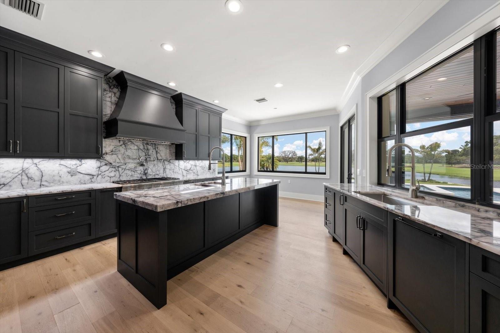 19 HIBISCUS RD, BELLEAIR, FL, 33756