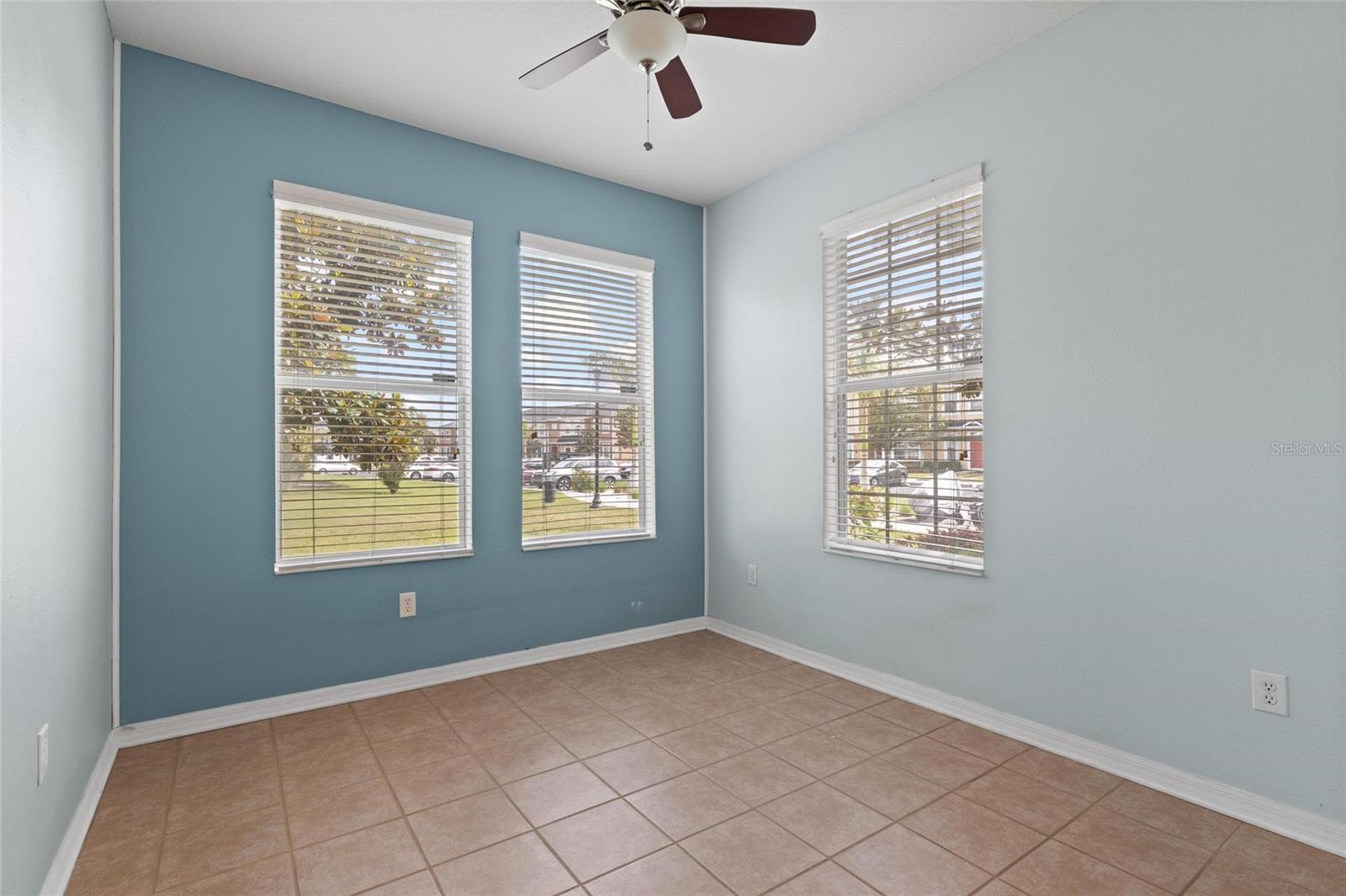 6981 TOWERING SPRUCE DR, RIVERVIEW, FL, 33578