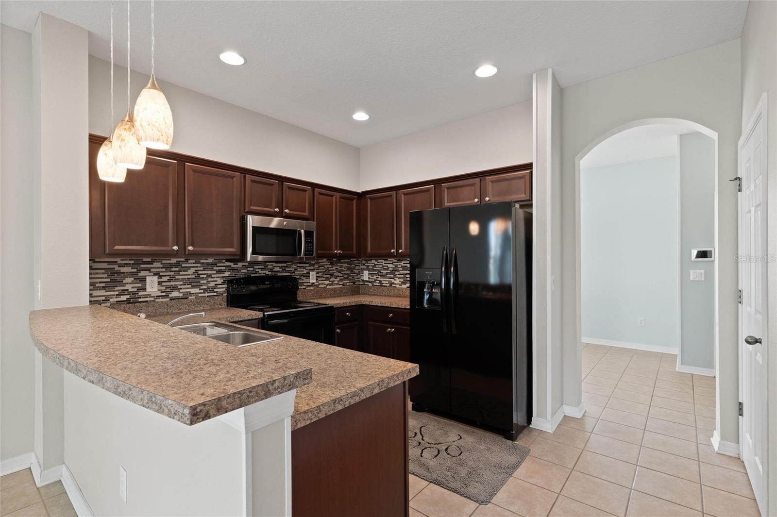 6981 TOWERING SPRUCE DR, RIVERVIEW, FL, 33578
