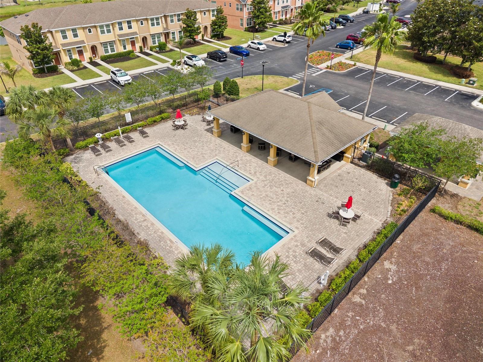 6981 TOWERING SPRUCE DR, RIVERVIEW, FL, 33578