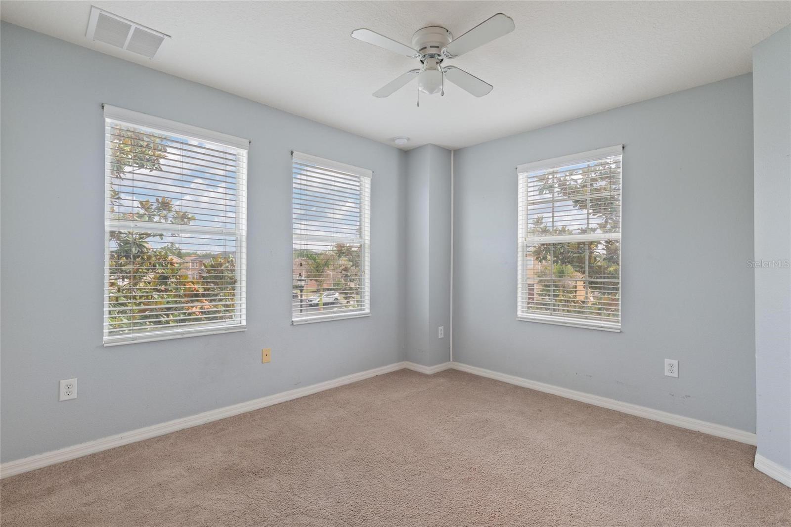 6981 TOWERING SPRUCE DR, RIVERVIEW, FL, 33578