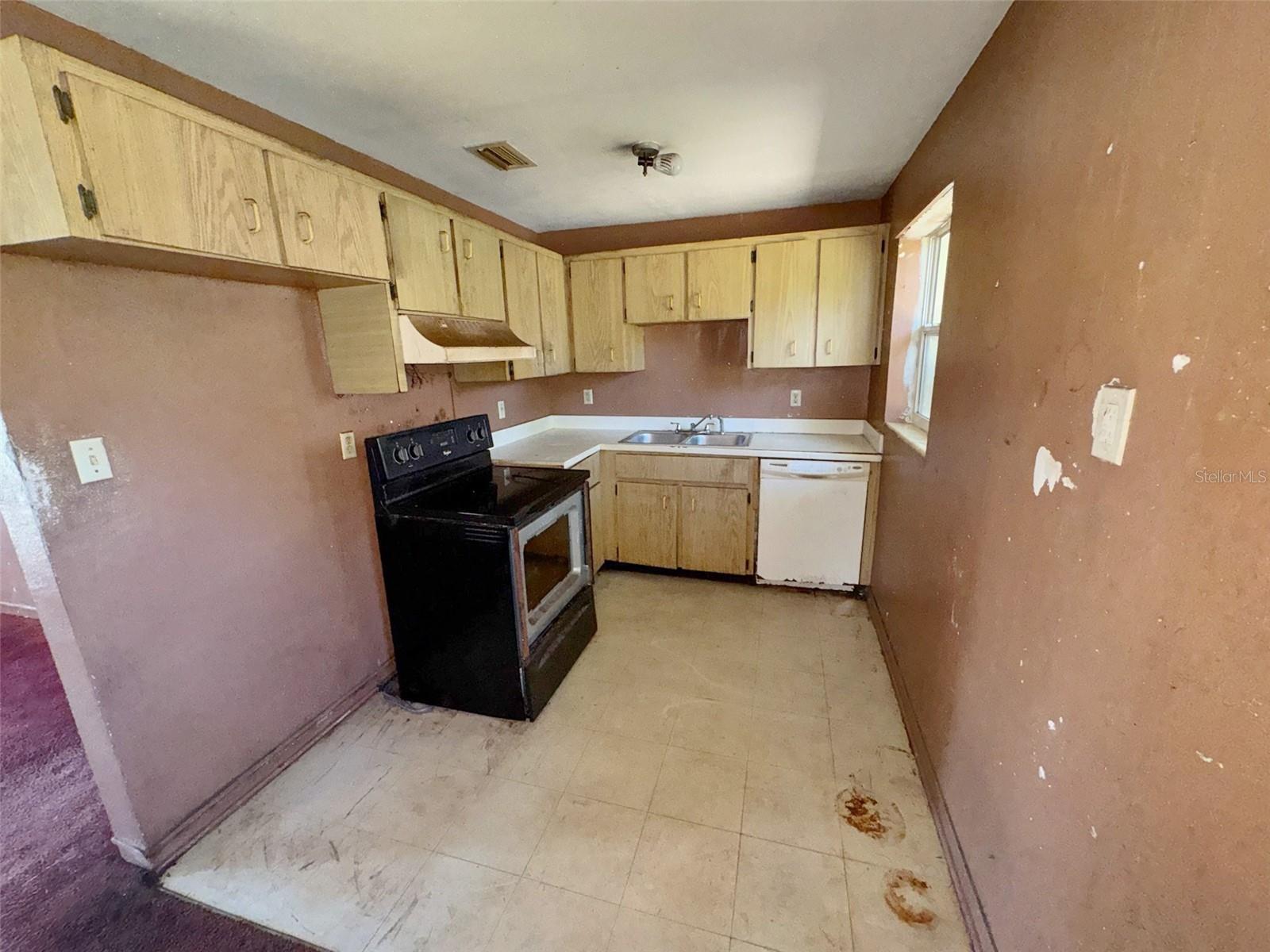 2841 W AMELIA ST, ORLANDO, FL, 32805