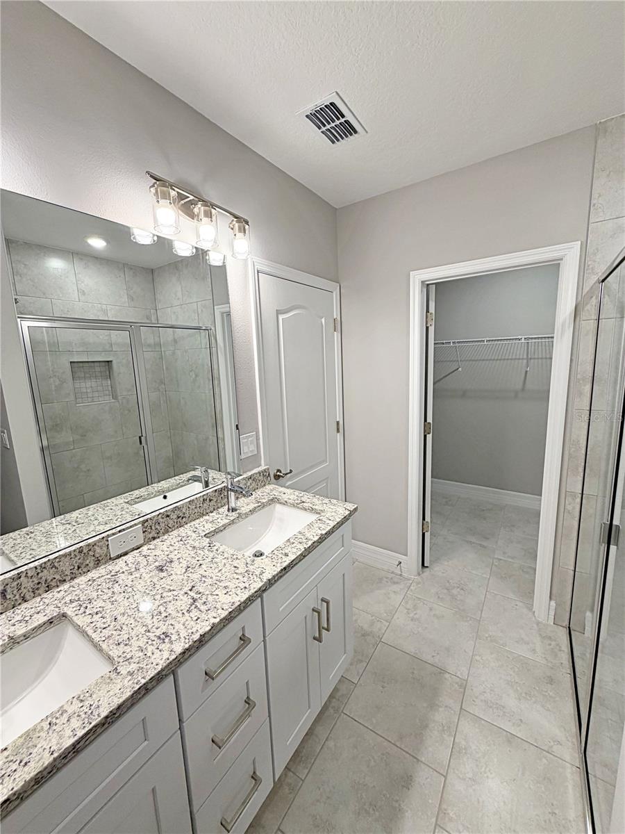 5023 OLD CHENEY HWY, ORLANDO, FL, 32807