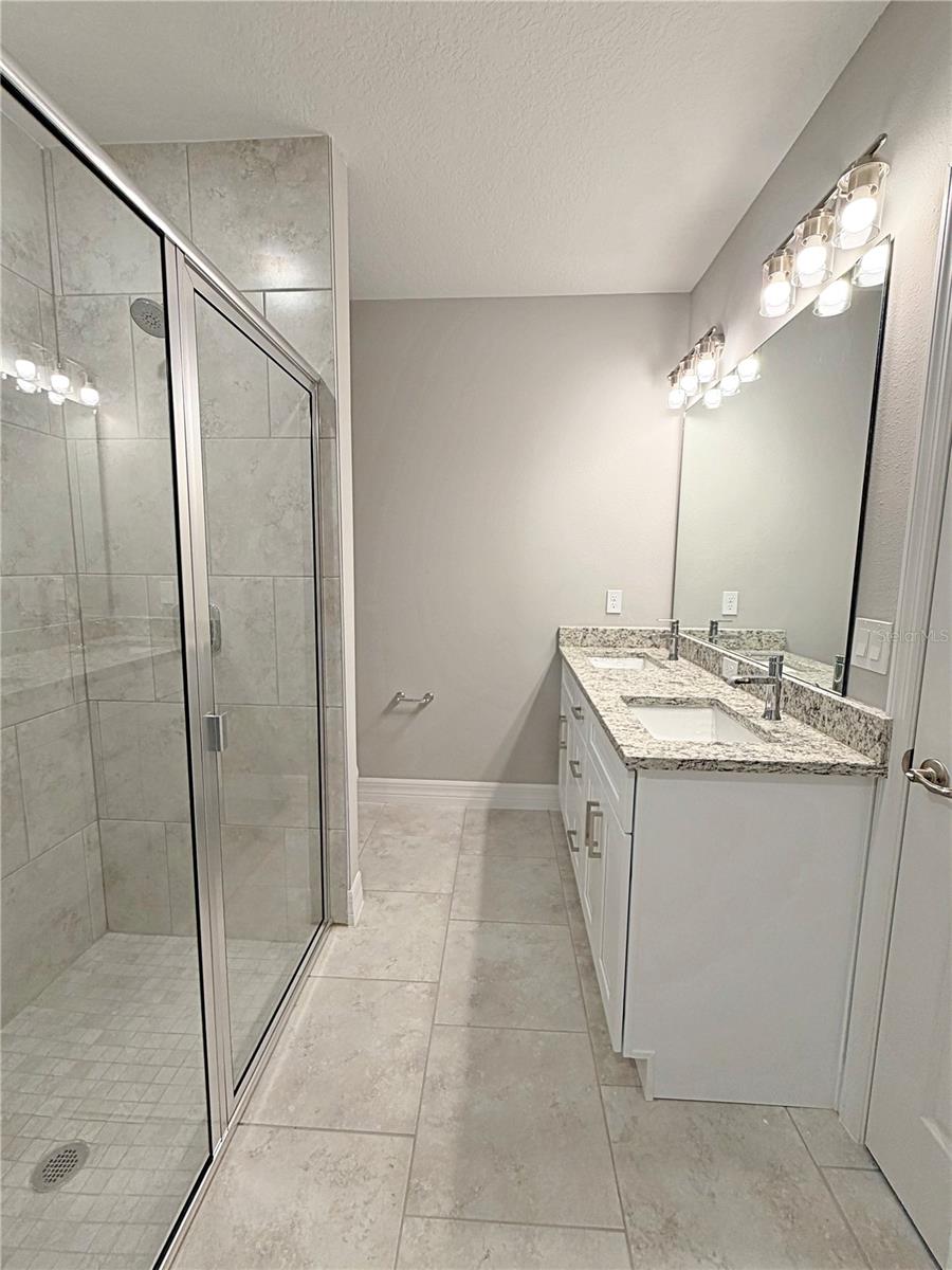 5023 OLD CHENEY HWY, ORLANDO, FL, 32807