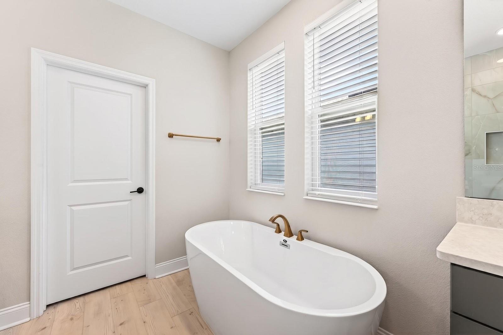 640 DOGFISH LN, DEBARY, FL, 32713