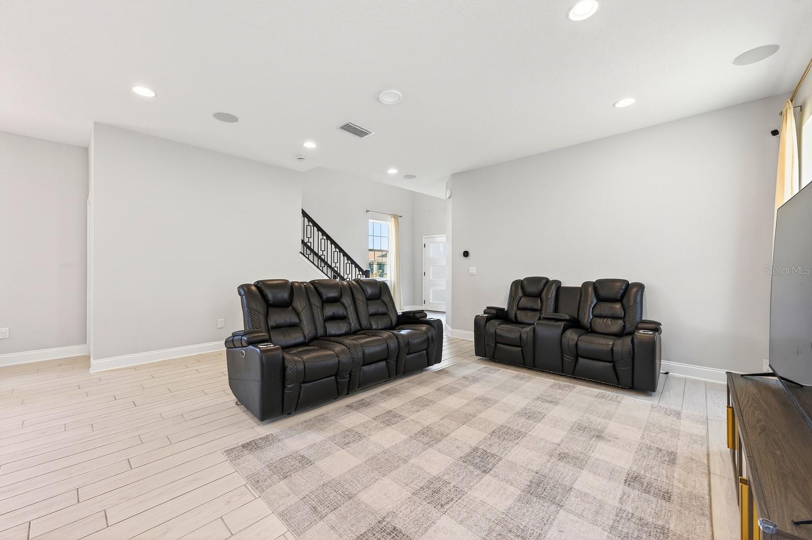 640 DOGFISH LN, DEBARY, FL, 32713