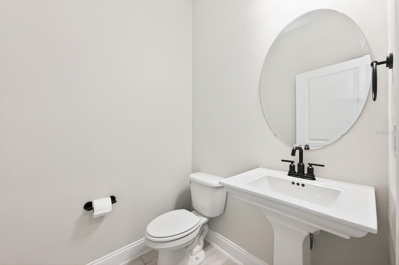 640 DOGFISH LN, DEBARY, FL, 32713