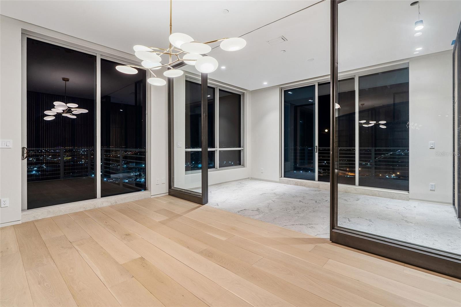 1209 E CUMBERLAND AVE #2902, TAMPA, FL, 33602