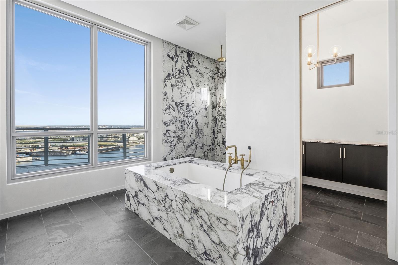 1209 E CUMBERLAND AVE #2902, TAMPA, FL, 33602