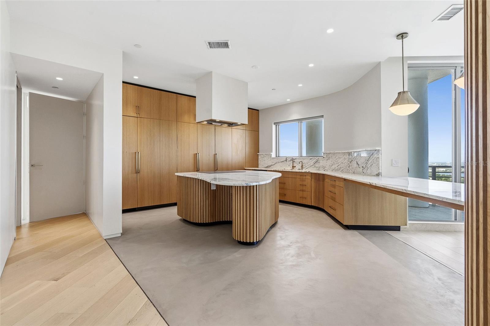 1209 E CUMBERLAND AVE #2902, TAMPA, FL, 33602