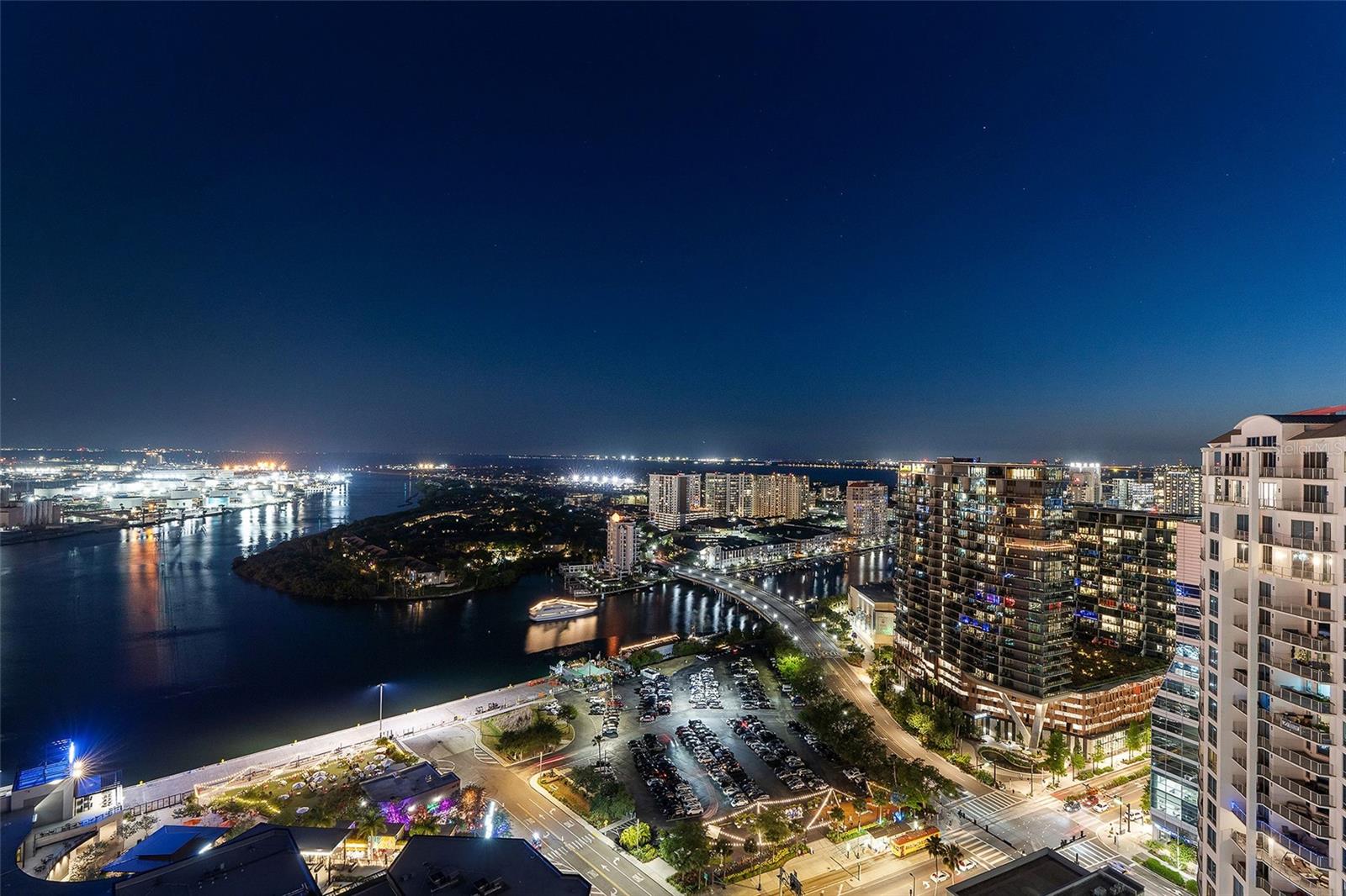 1209 E CUMBERLAND AVE #2902, TAMPA, FL, 33602