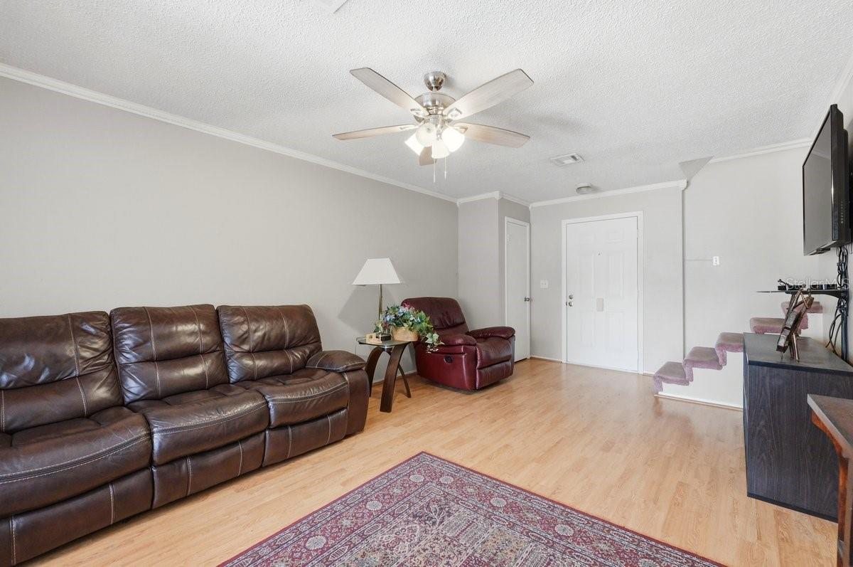 931 WHISPER LAKE DR, WINTER HAVEN, FL, 33880