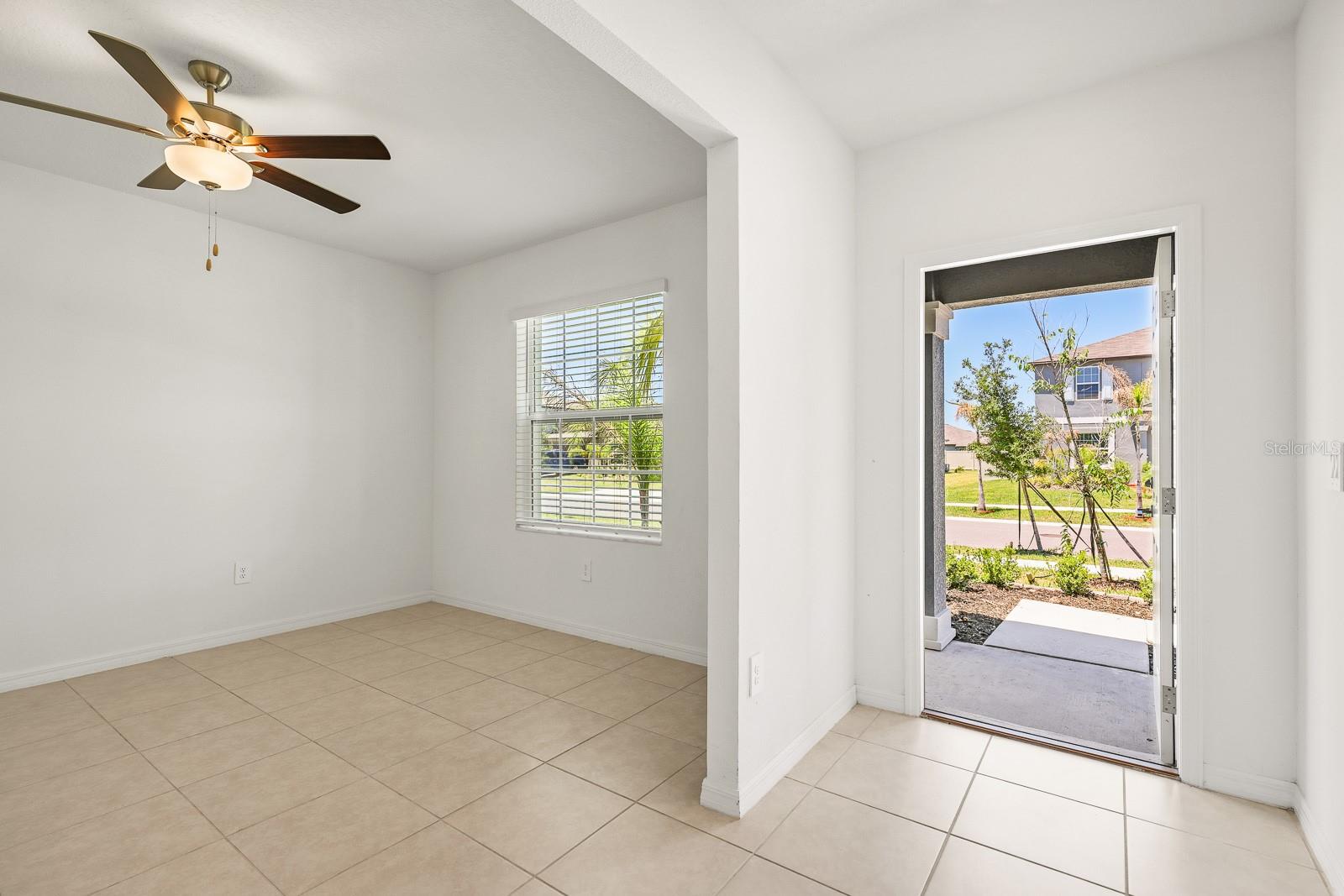 2881 SILVER SCALLOP LOOP, WIMAUMA, FL, 33598