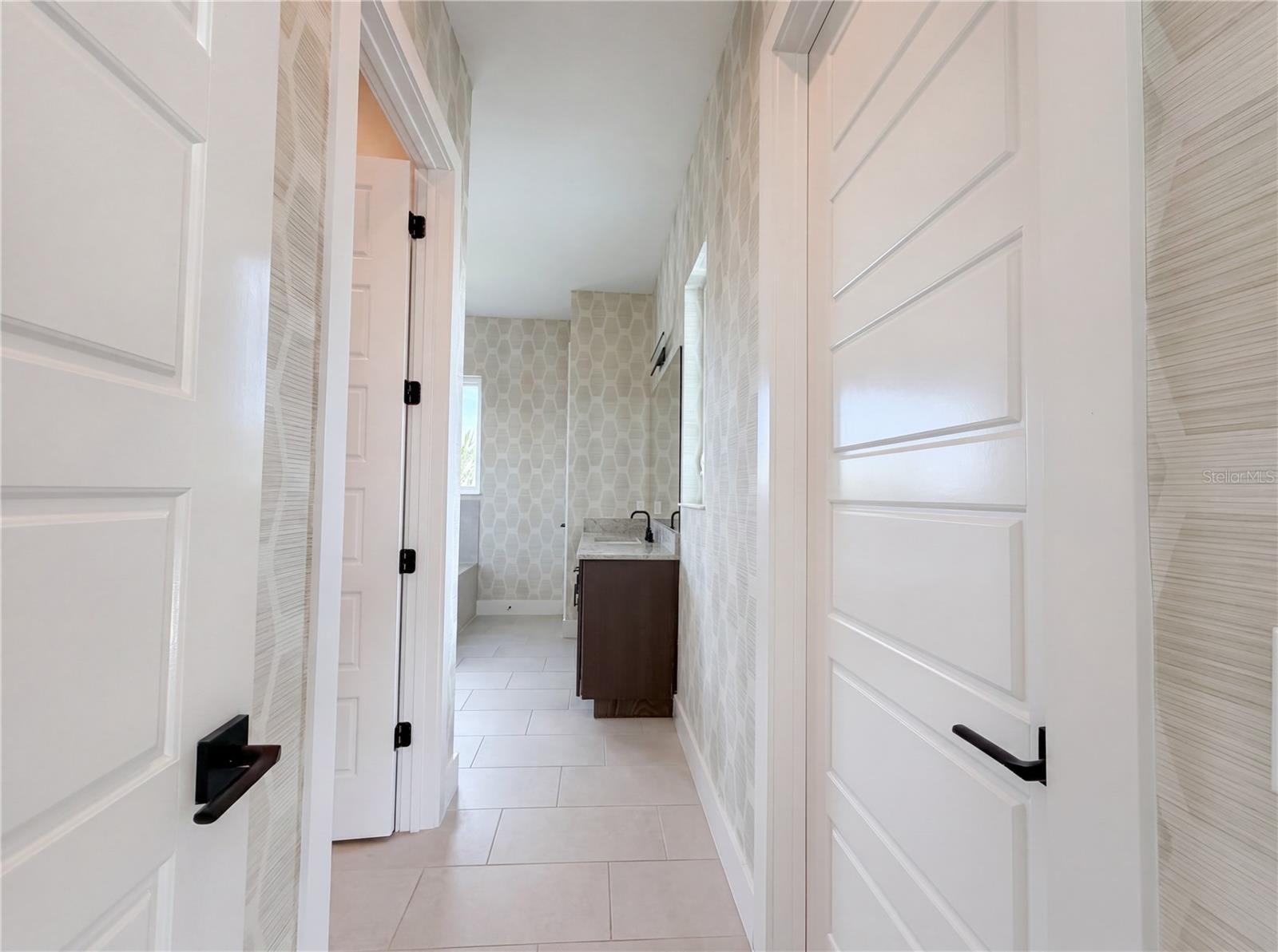 5911 REDBAY BLVD, BRADENTON, FL, 34210