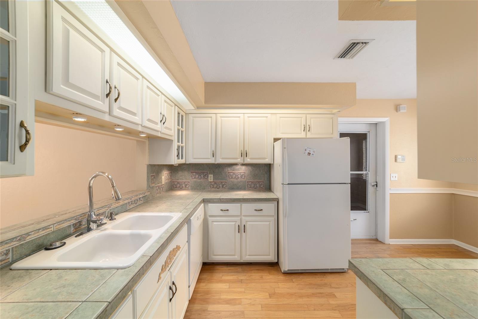 1927 SE 37TH COURT CIR, OCALA, FL, 34471