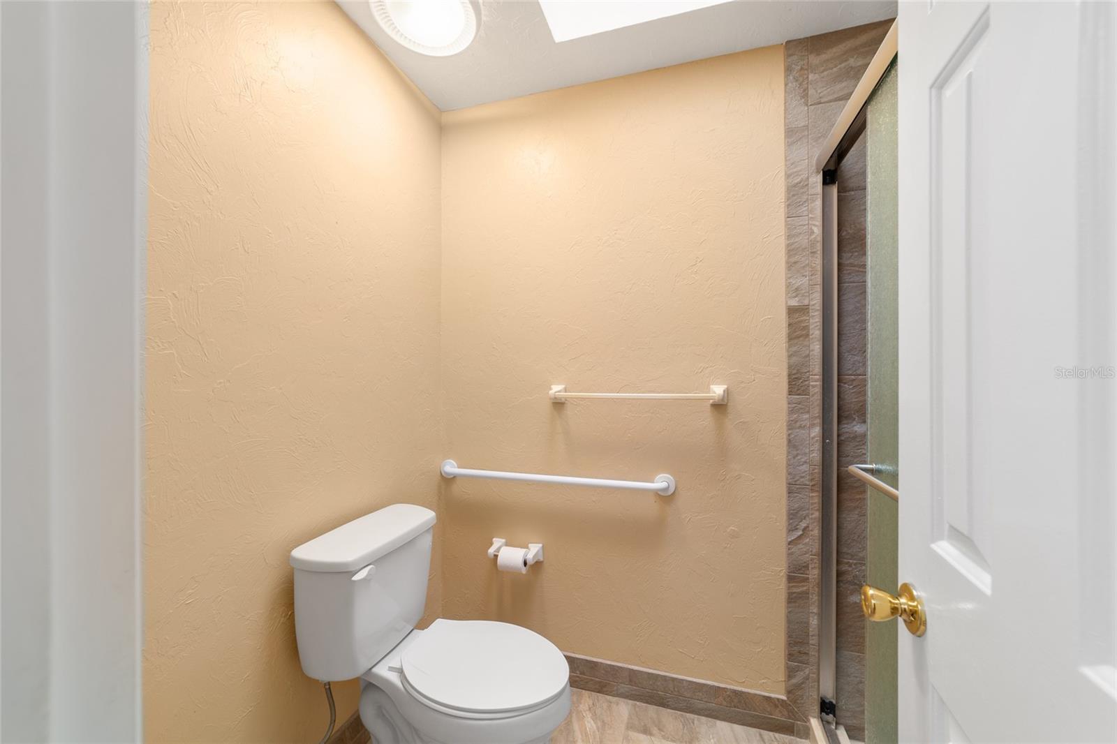 1927 SE 37TH COURT CIR, OCALA, FL, 34471