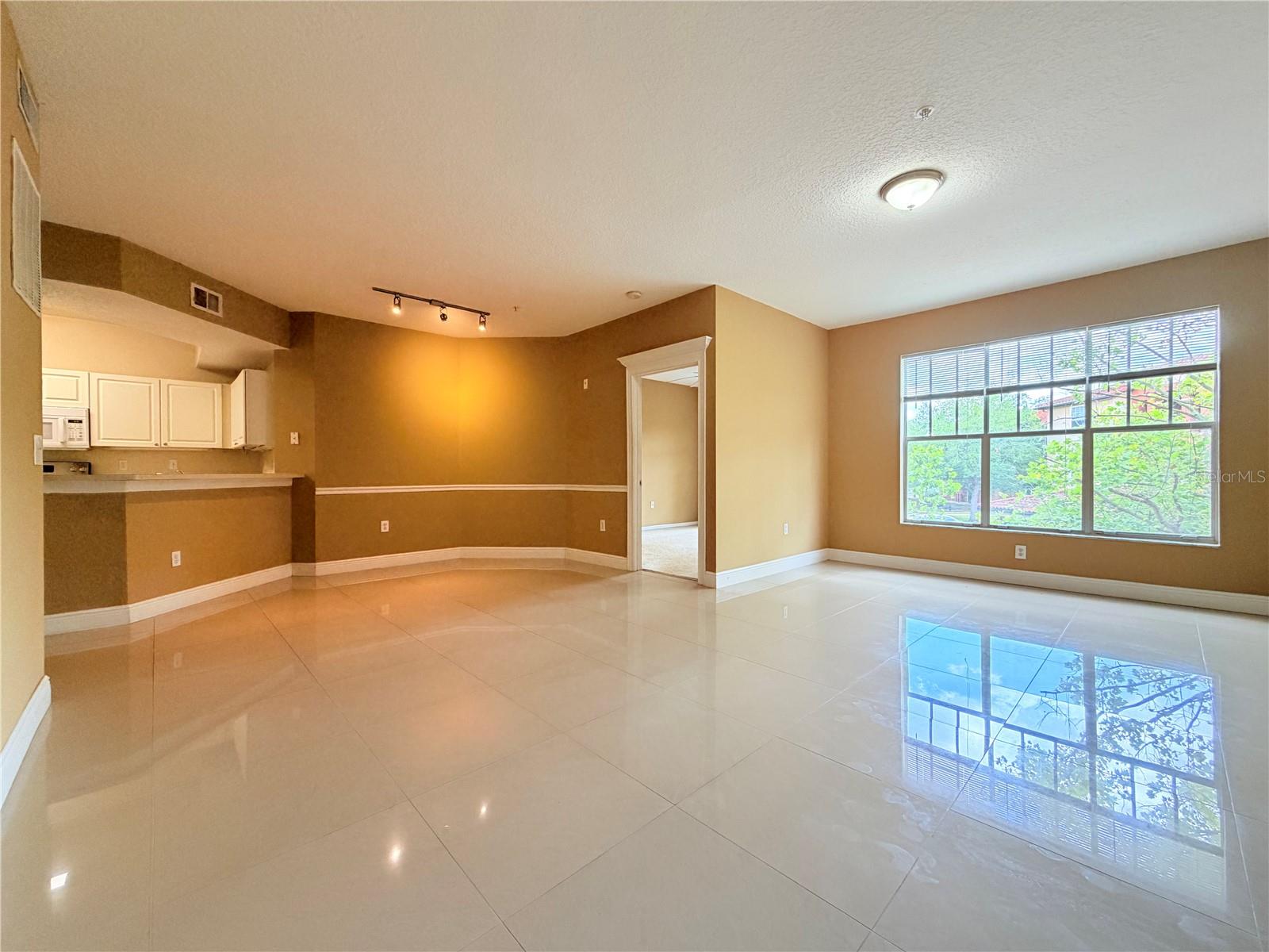 5524 METROWEST BLVD #10-203, ORLANDO, FL, 32811