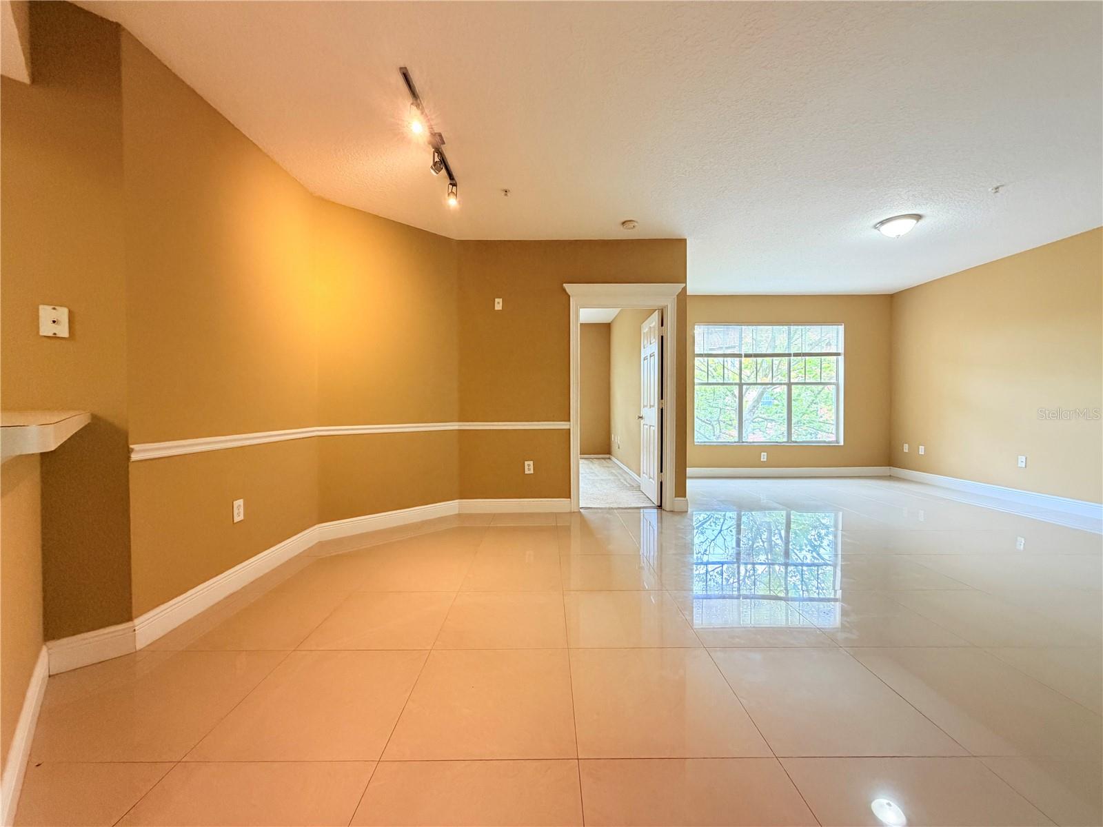5524 METROWEST BLVD #10-203, ORLANDO, FL, 32811