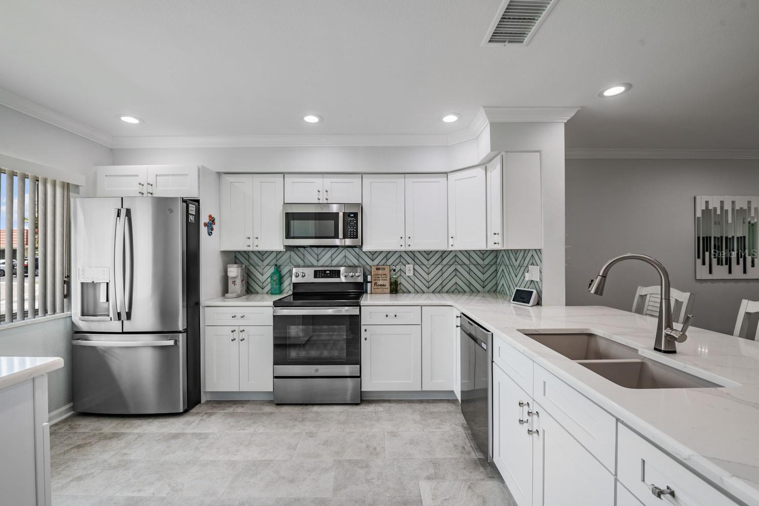 19029 US HIGHWAY 19 N #27A, CLEARWATER, FL, 33764