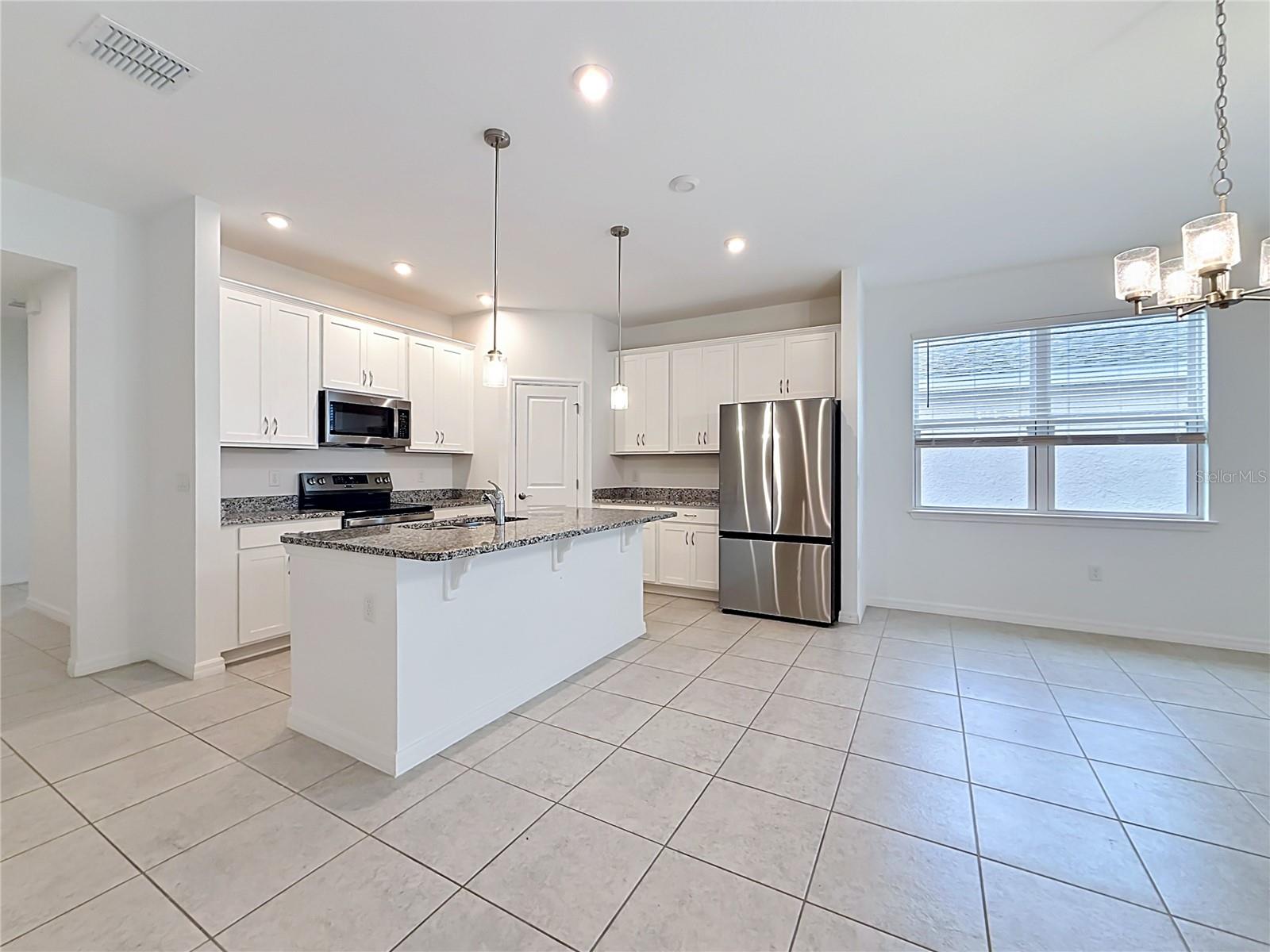 418 QUAYSIDE AVE, MASCOTTE, FL, 34753