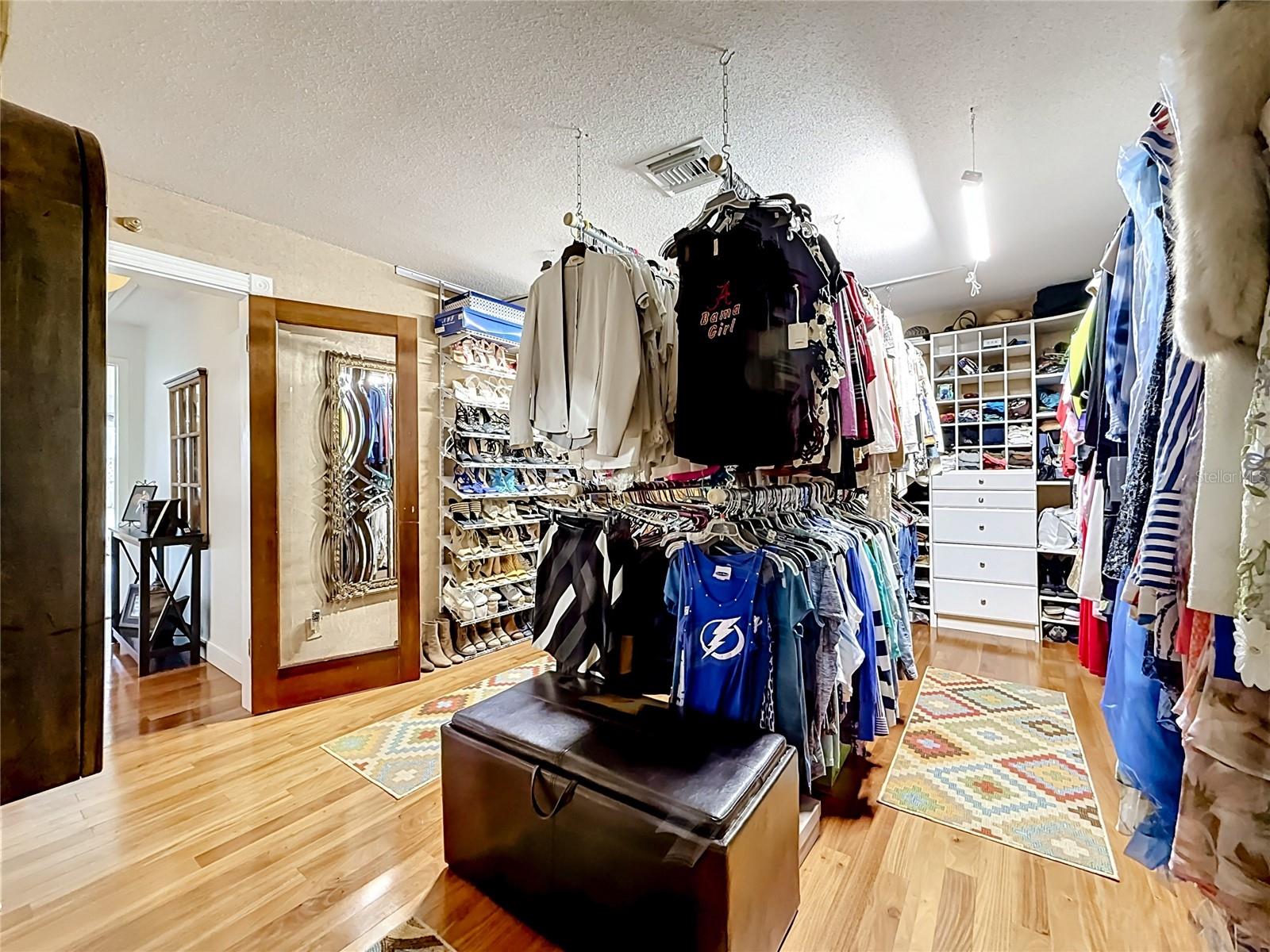 6490 BURNING TREE DR, SEMINOLE, FL, 33777