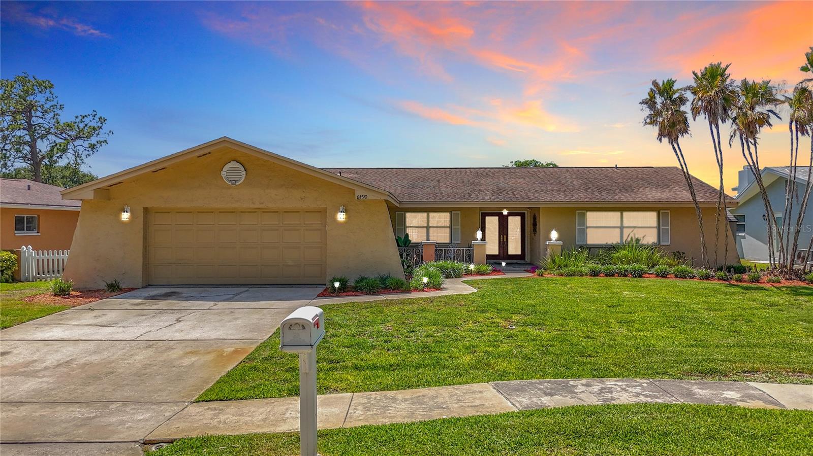 6490 BURNING TREE DR, SEMINOLE, FL, 33777