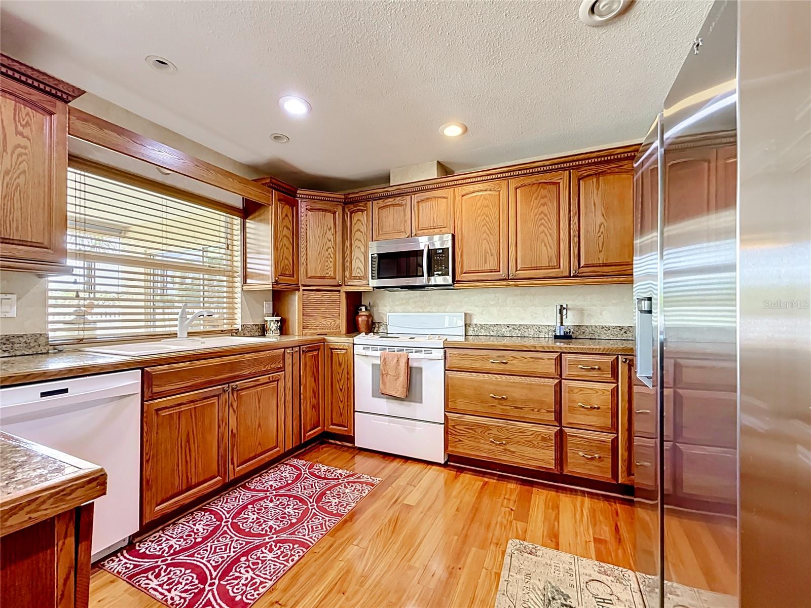 6490 BURNING TREE DR, SEMINOLE, FL, 33777