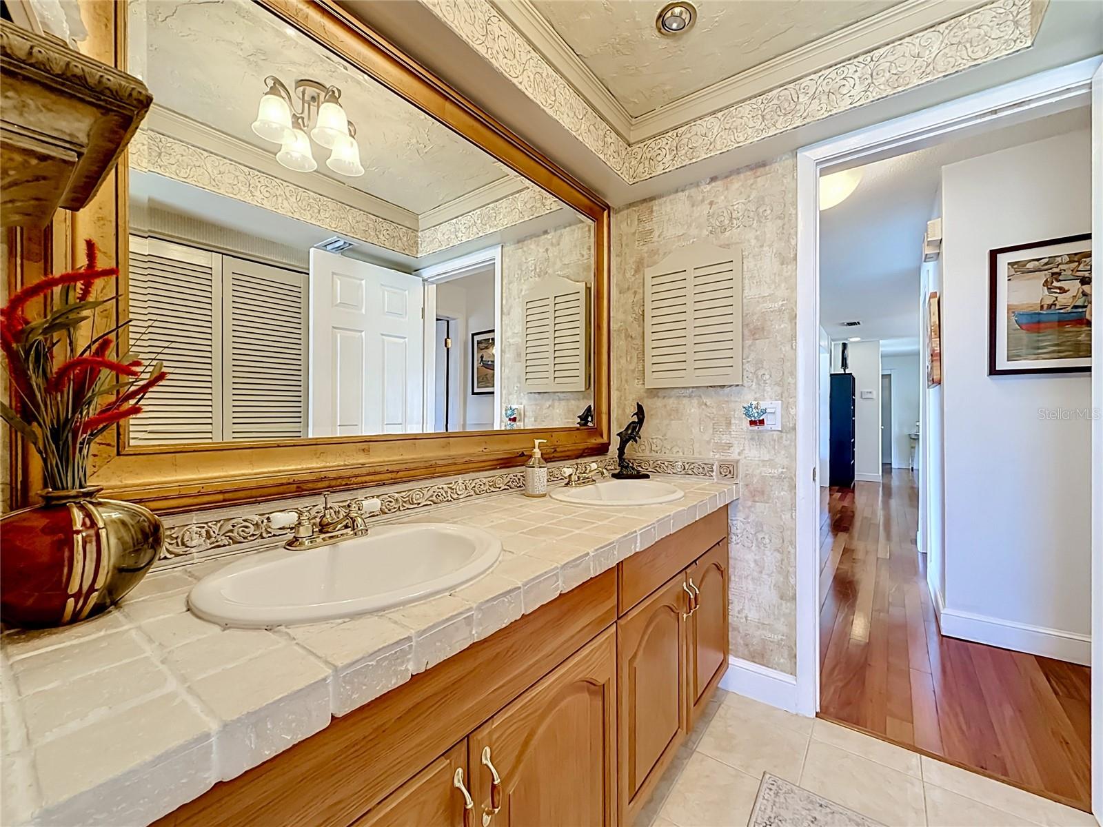 6490 BURNING TREE DR, SEMINOLE, FL, 33777