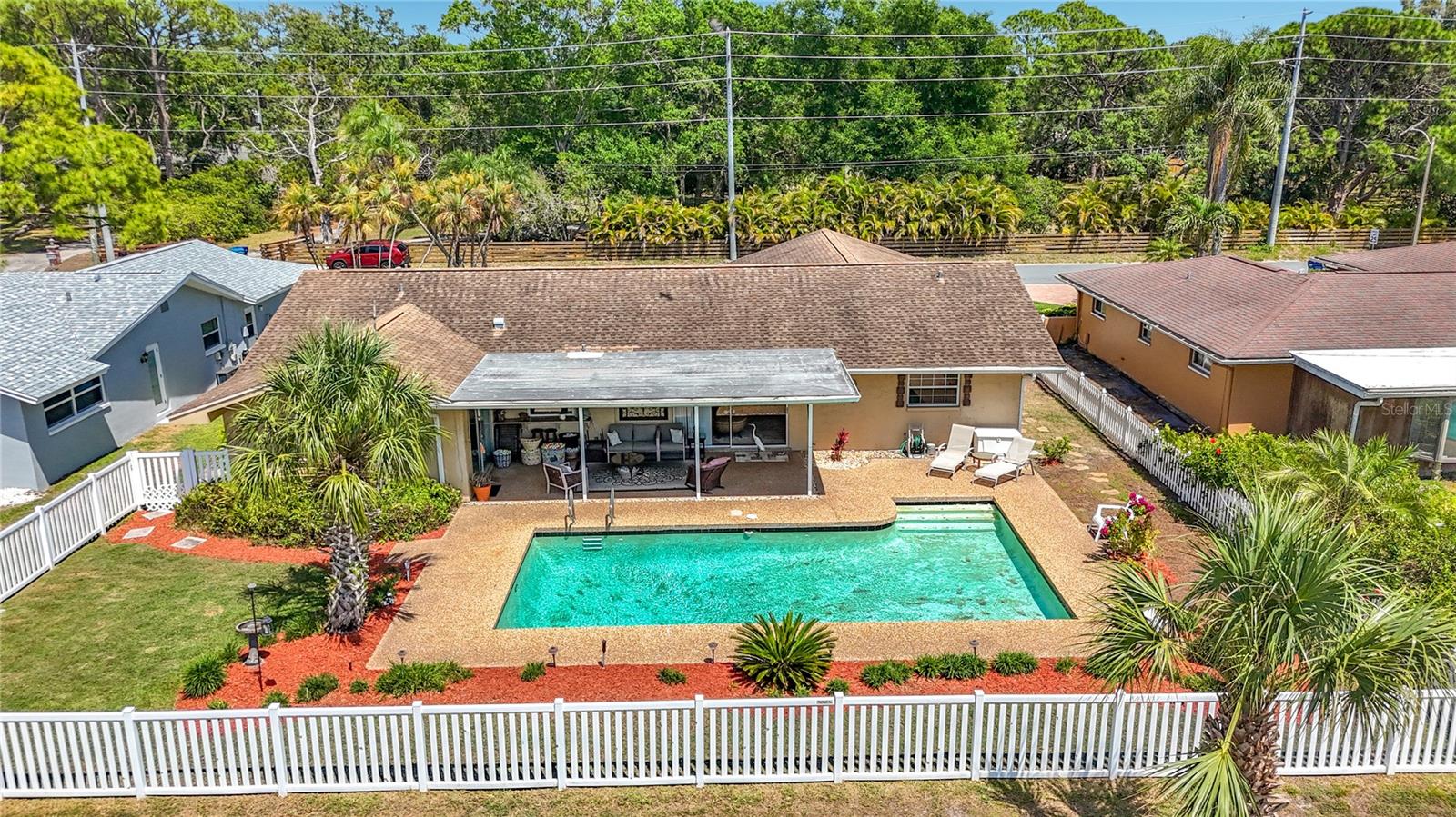 6490 BURNING TREE DR, SEMINOLE, FL, 33777