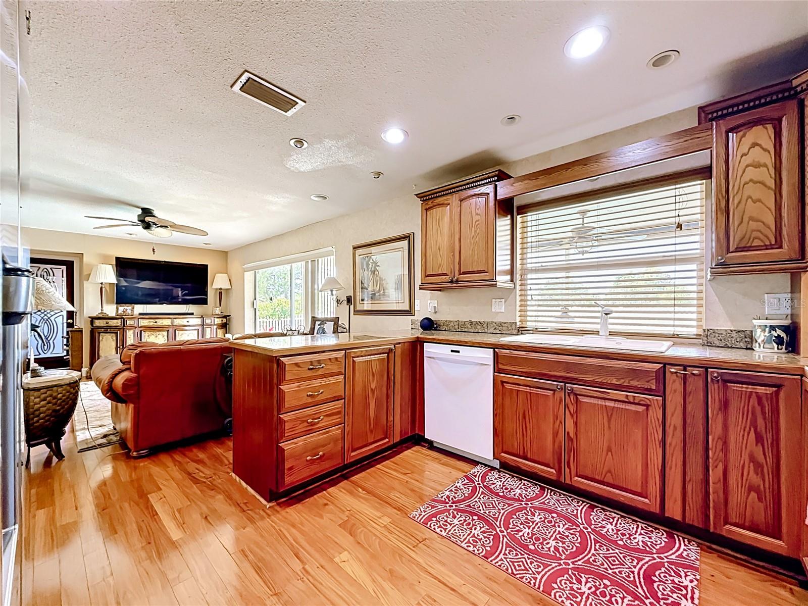 6490 BURNING TREE DR, SEMINOLE, FL, 33777