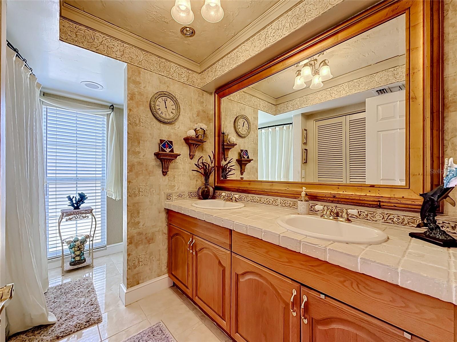 6490 BURNING TREE DR, SEMINOLE, FL, 33777