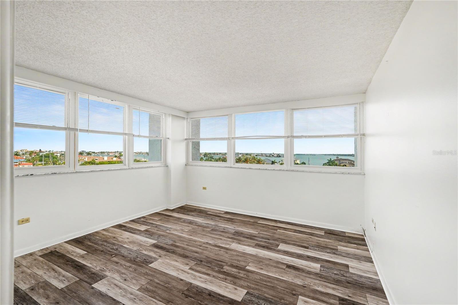 450 TREASURE ISLAND CSWY #601, TREASURE ISLAND, FL, 33706