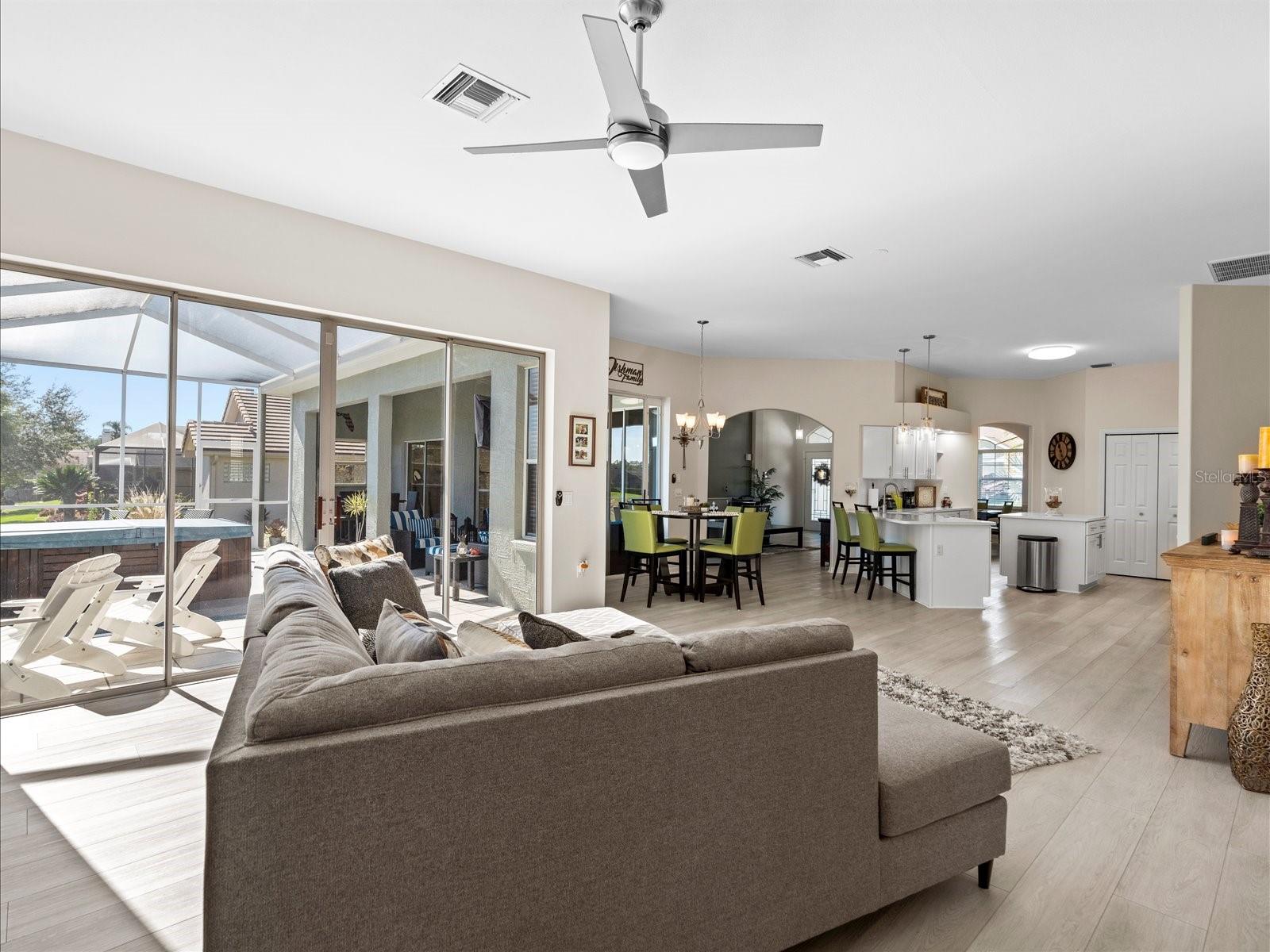 9182 TARLETON CIR, WEEKI WACHEE, FL, 34613
