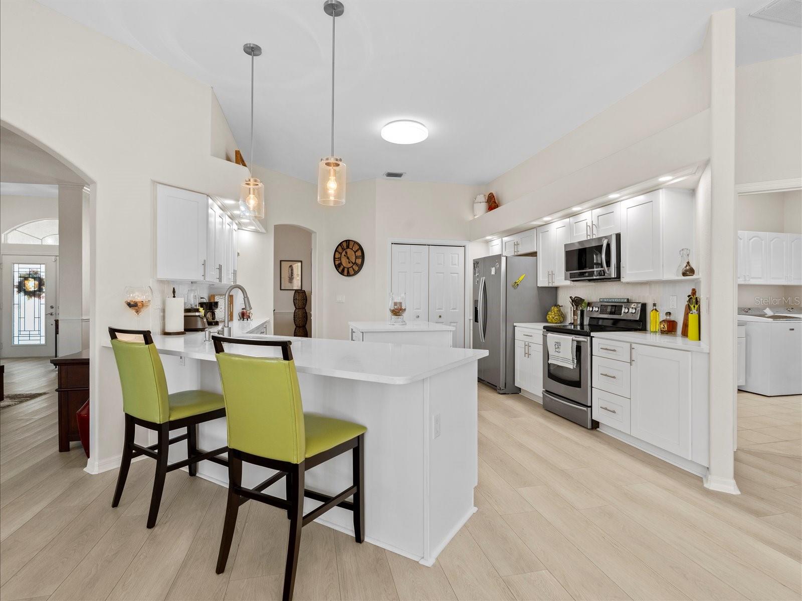 9182 TARLETON CIR, WEEKI WACHEE, FL, 34613