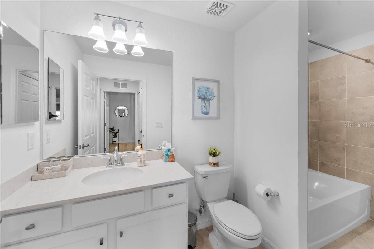 18114 GAWTHROP DR #304, BRADENTON, FL, 34211