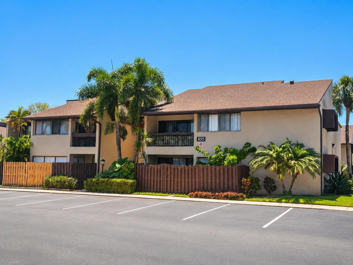 855 N VILLAGE DR N #101, ST PETERSBURG, FL, 33716