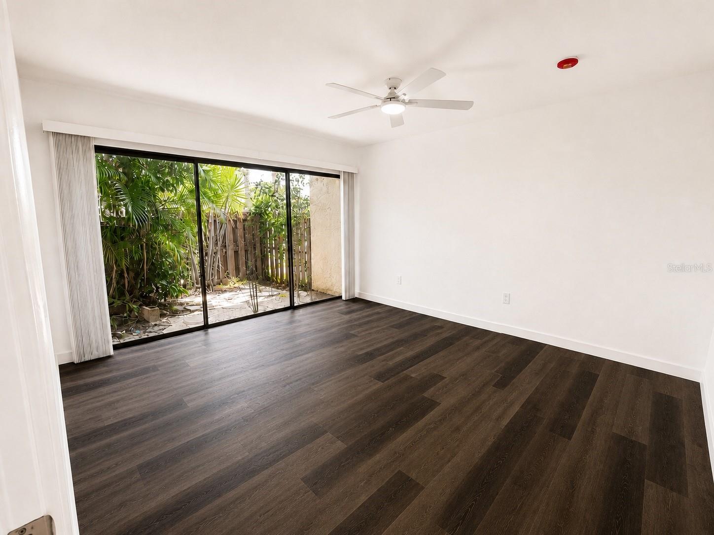 855 N VILLAGE DR N #101, ST PETERSBURG, FL, 33716