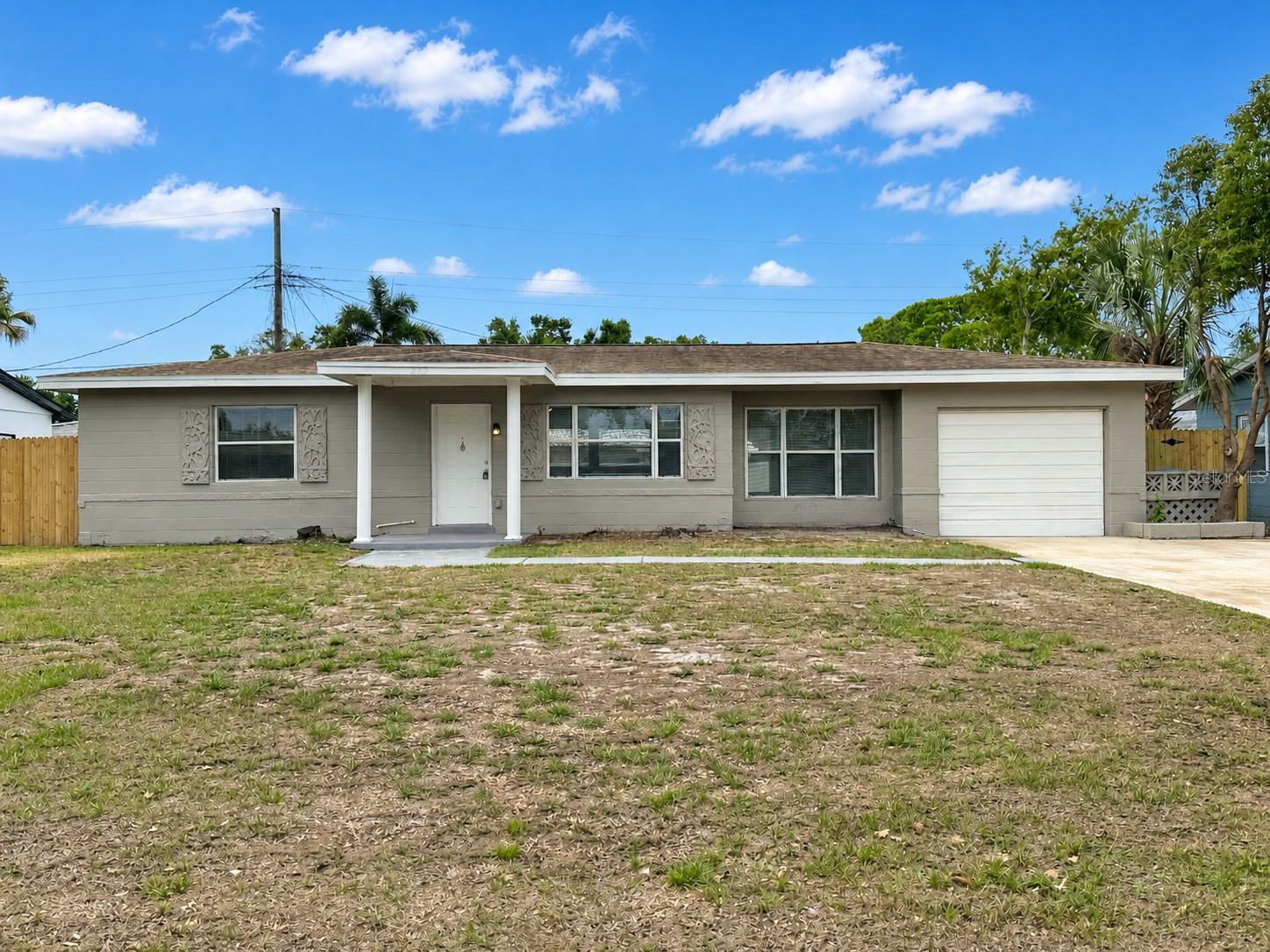 5650 47TH AVE N, KENNETH CITY, FL, 33709